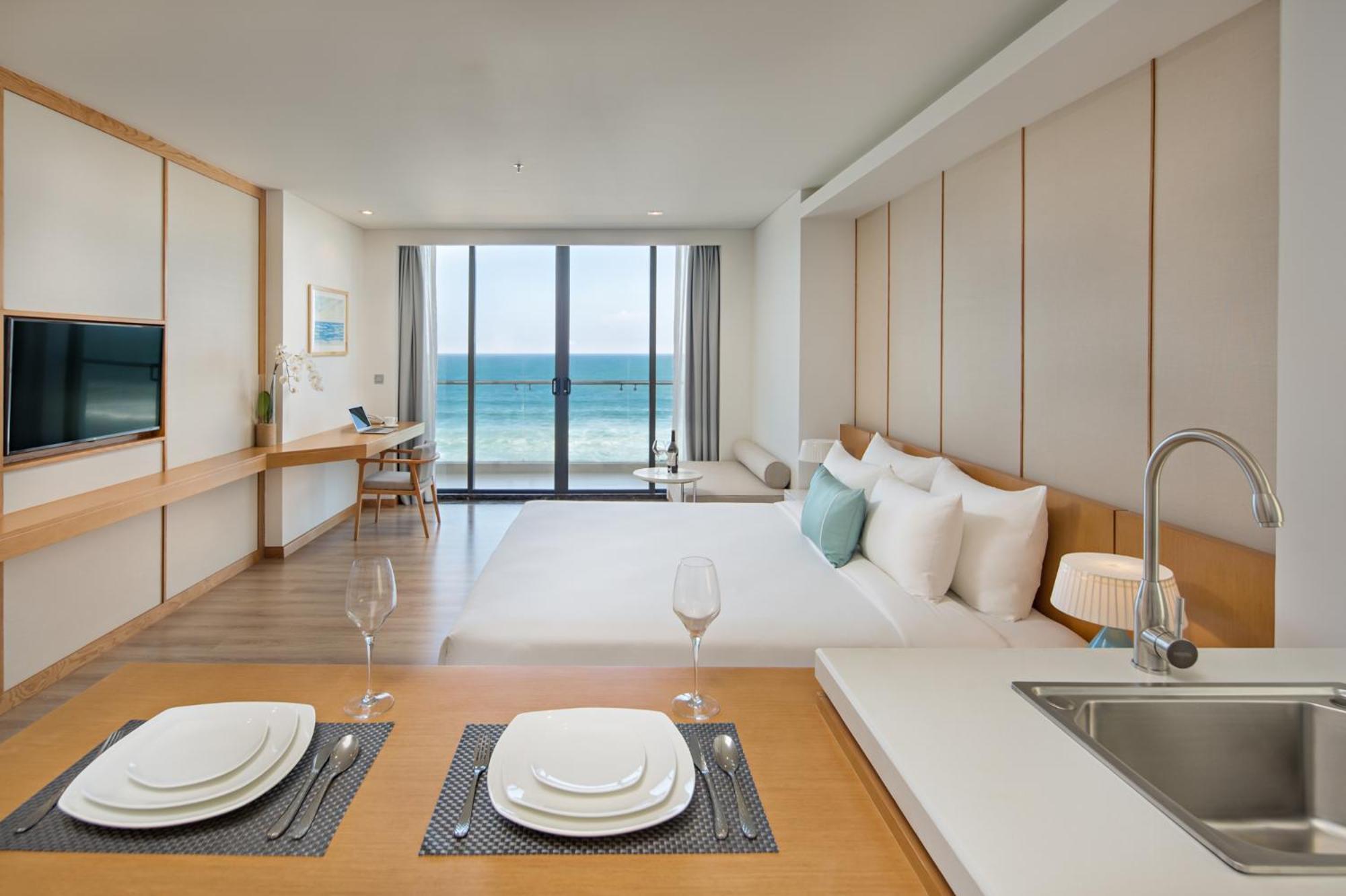 Two-Bedroom Family Suite Balcony Spa,1283637352:JPEG