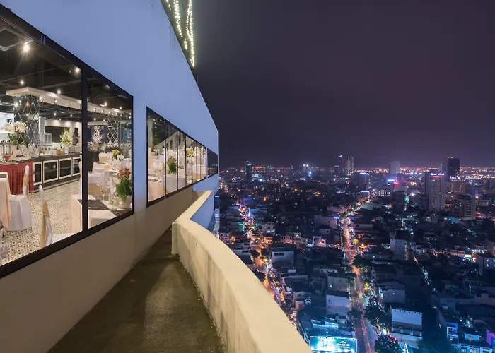 Muong Thanh Luxury Song Han Hotel